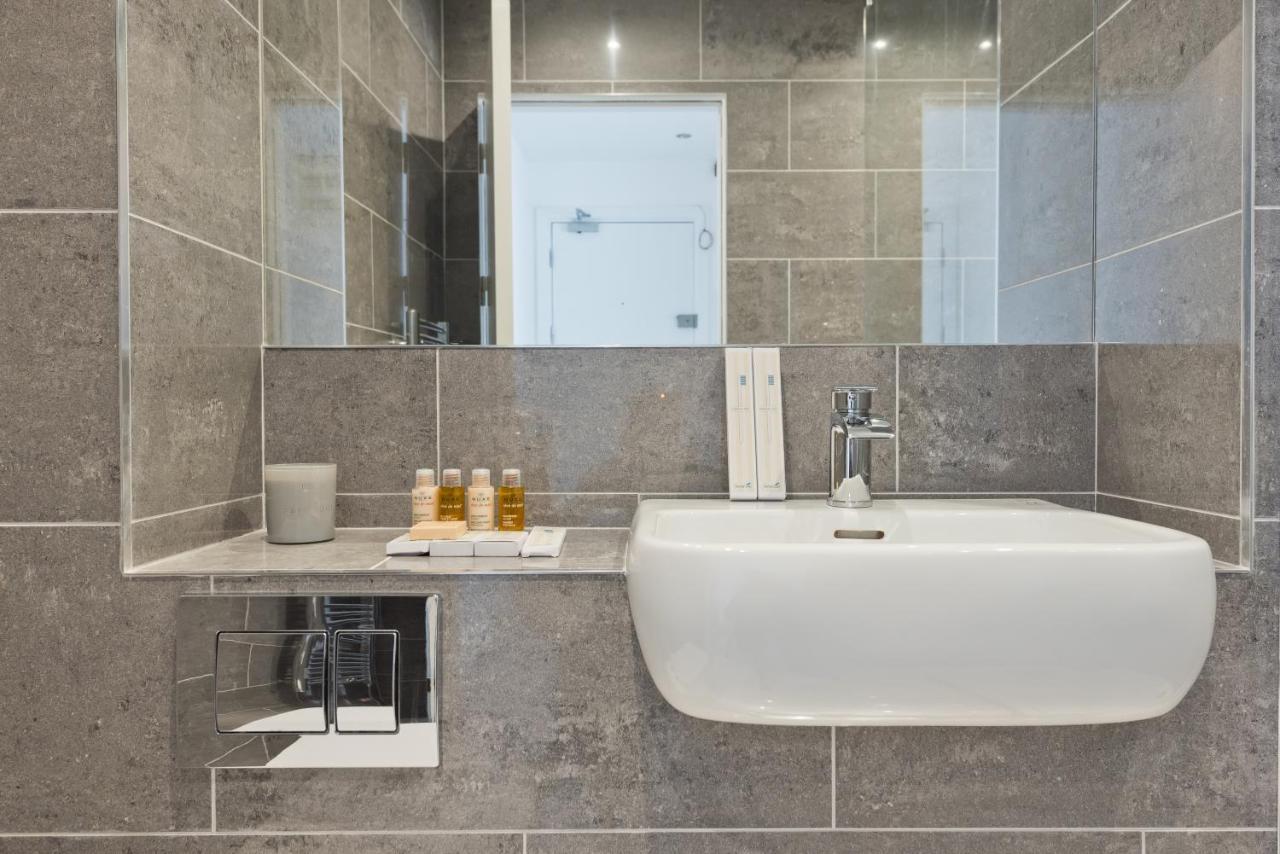 Apartment Sweet - Trinity Plaza *