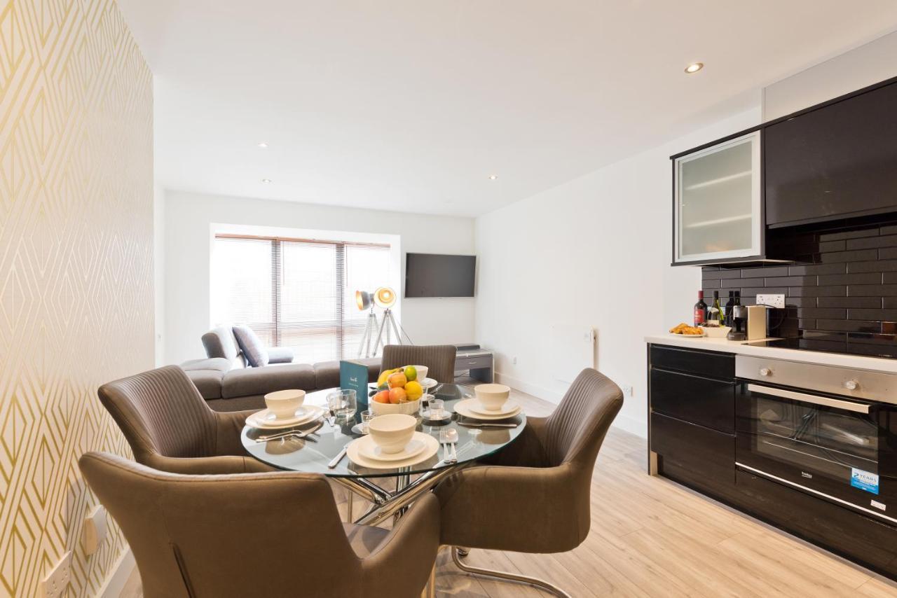 Apartment Sweet - Trinity Plaza *